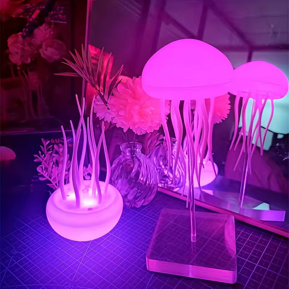 Nattlampa Jellyfich-RGB med USB-C uttag.